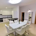 בית נופש Seaside Family Friendly House With A Swimming Pool - 24816 *