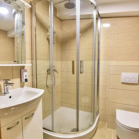 Seaside Family Friendly House With A Swimming Pool - 24816 * Вир